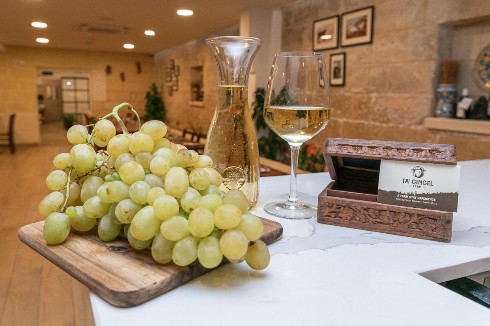 Ta' Gingel Farm Agriturisim B&b. Malta