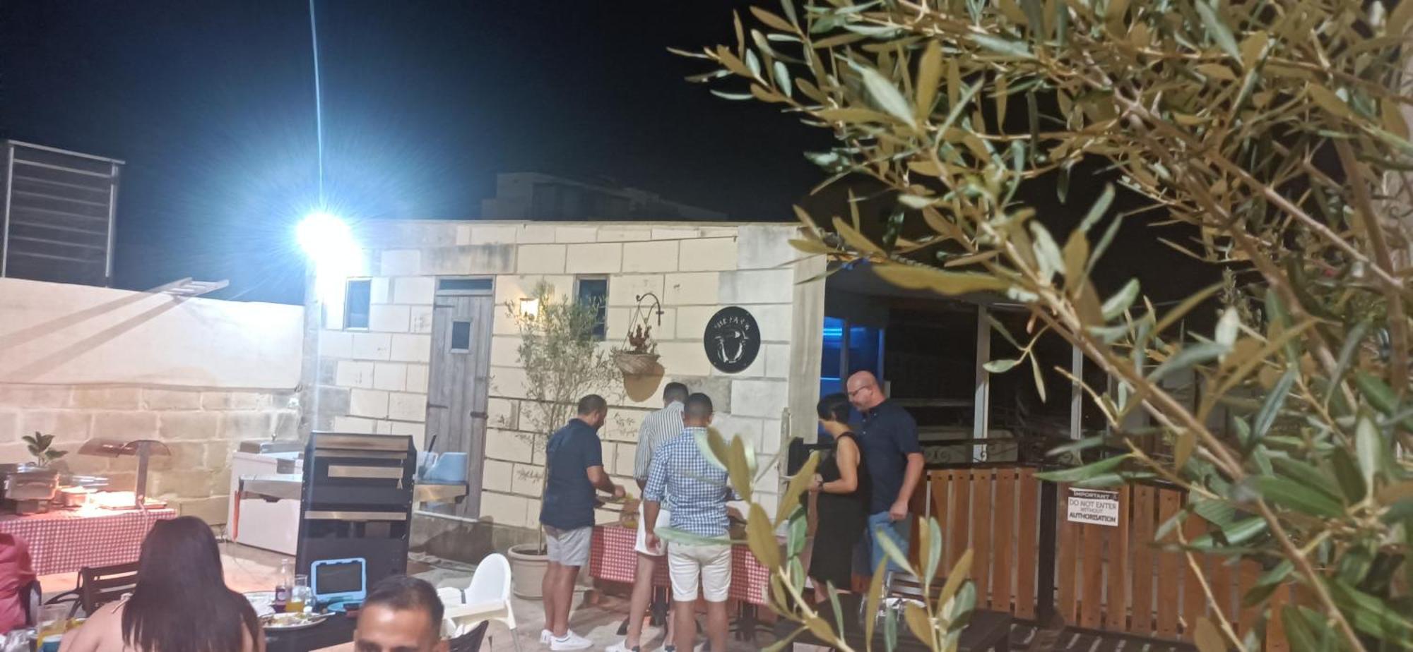 Farm stay Ta' Gingel Farm Agriturisim B&b. Malta *