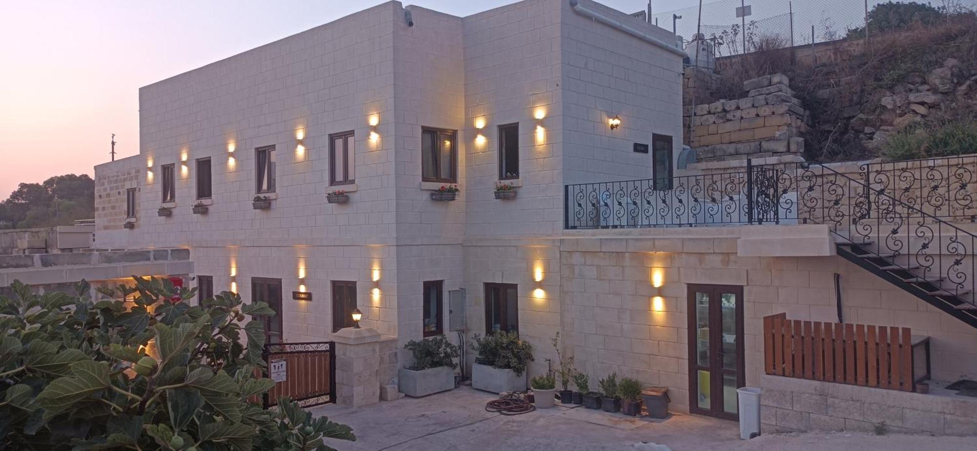 Ta' Gingel Farm Agriturisim B&b. Malta Farm stay